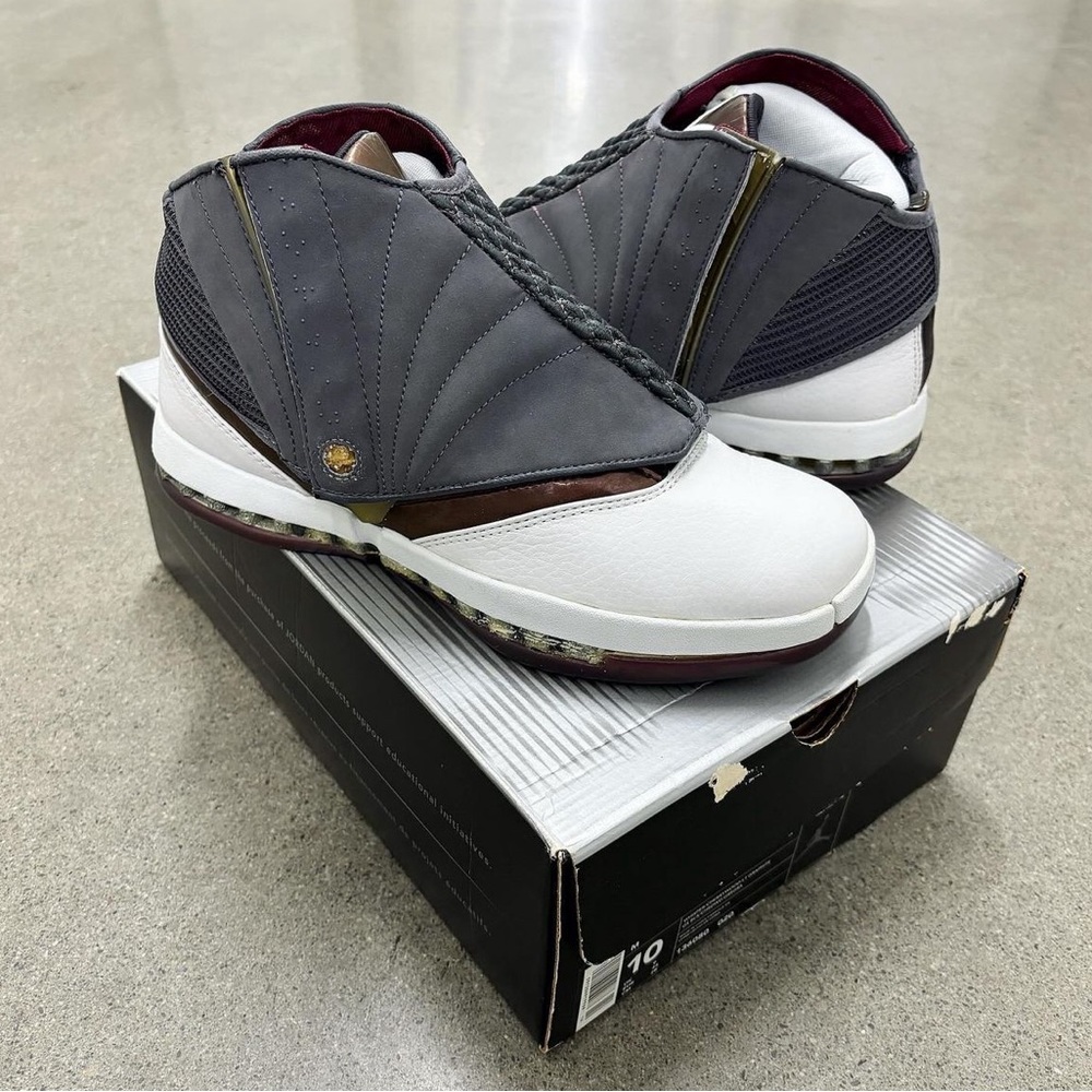Size 10 - 2001 Air Jordan XVI
Cherrywood in Deadstock conditions
